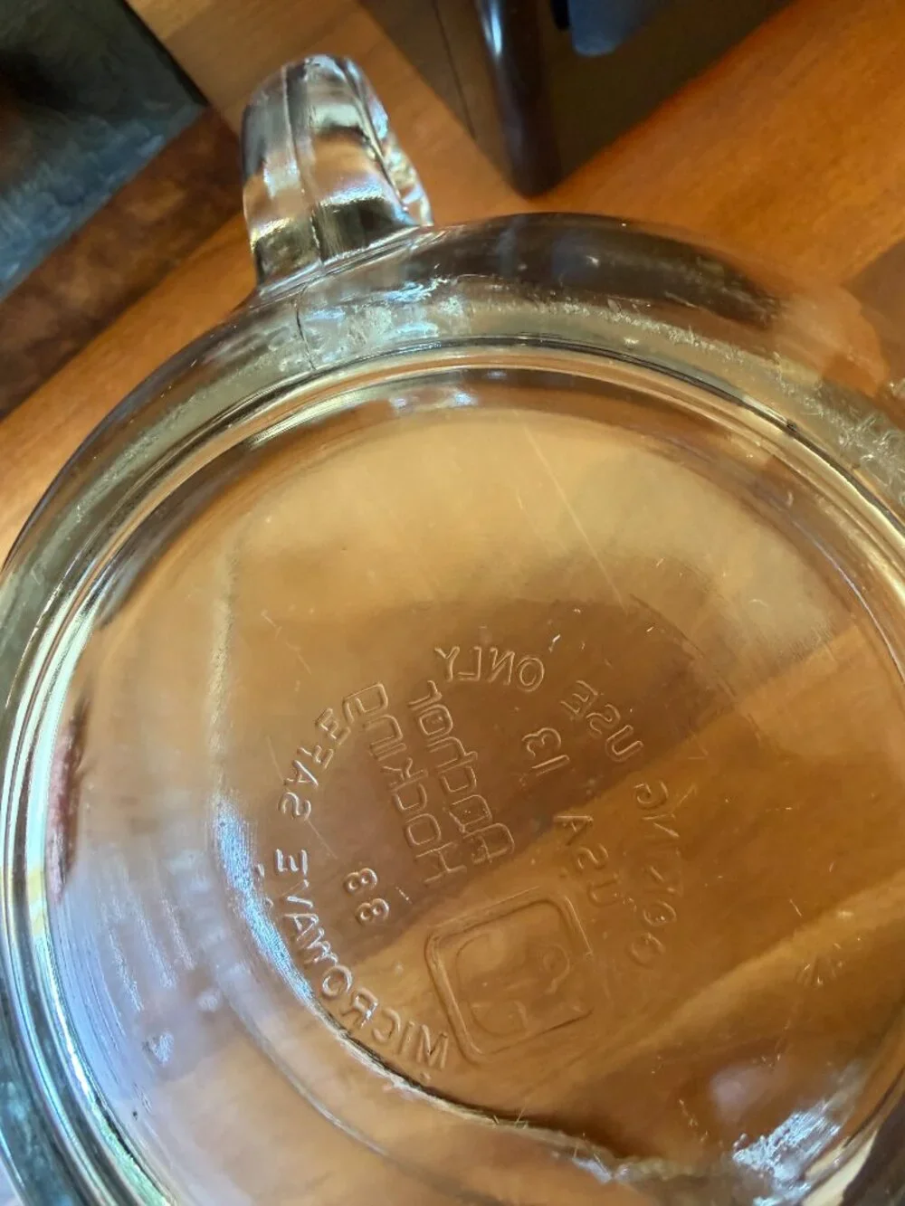 Anchor Hocking 8 cup glass measuring cup vintage.  Good conditions, no chips